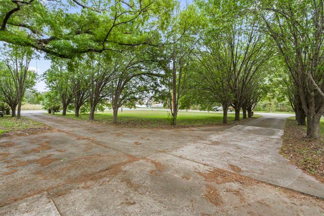 11831 N Highway 905, Longs, SC 29568