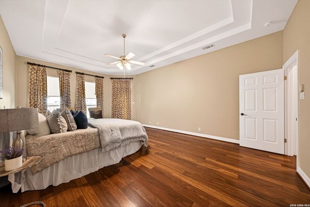 31 Royal Waters Dr, San Antonio, TX 78248