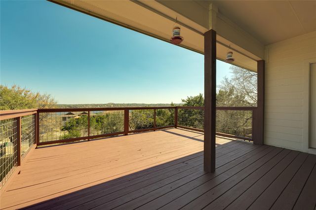 330 Southwind RD, Point Venture, TX 78645