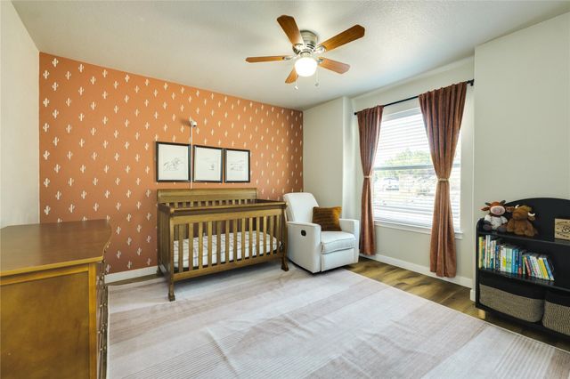 330 Southwind RD, Point Venture, TX 78645