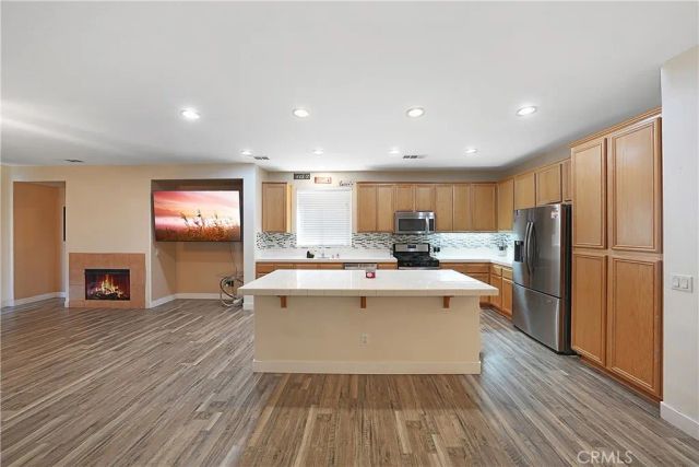 13864 Grant Way, Oak Hills, CA 92344