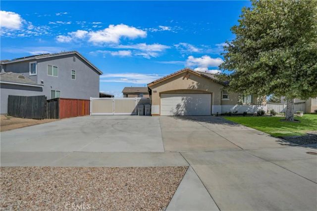 13864 Grant Way, Oak Hills, CA 92344