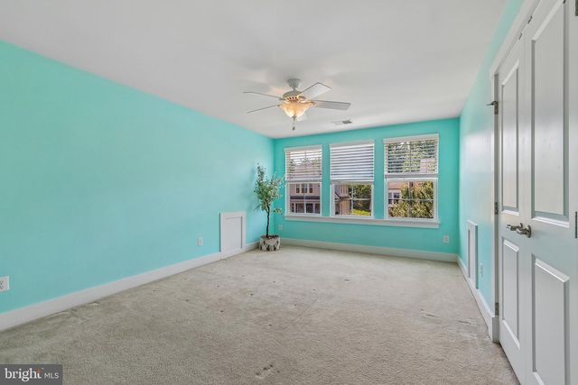 17141 GULLWING DR, Dumfries, VA 22026