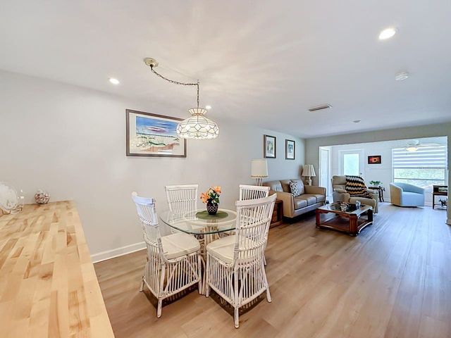 4142 HAMPTON DRIVE 4142, New Port Richey, FL 34652