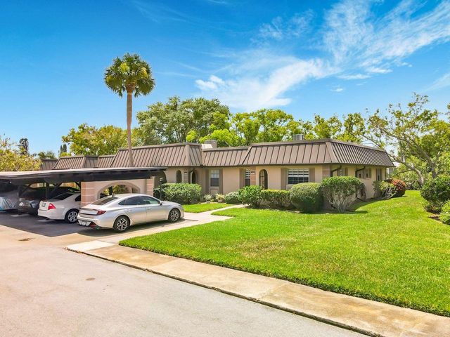 4142 HAMPTON DRIVE 4142, New Port Richey, FL 34652