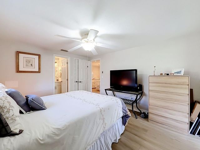 4142 HAMPTON DRIVE 4142, New Port Richey, FL 34652