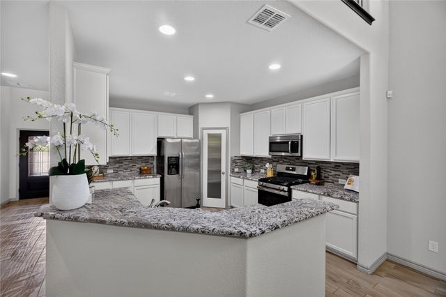 8209 Spruce Meadows Drive, Fort Worth, TX 76244