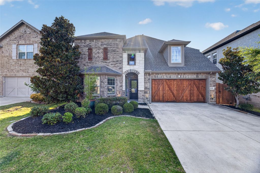 8209 Spruce Meadows Drive, Fort Worth, TX 76244