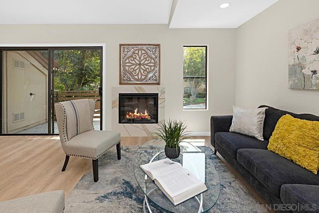 9899 Scripps Westview Way 243, San Diego, CA 92131