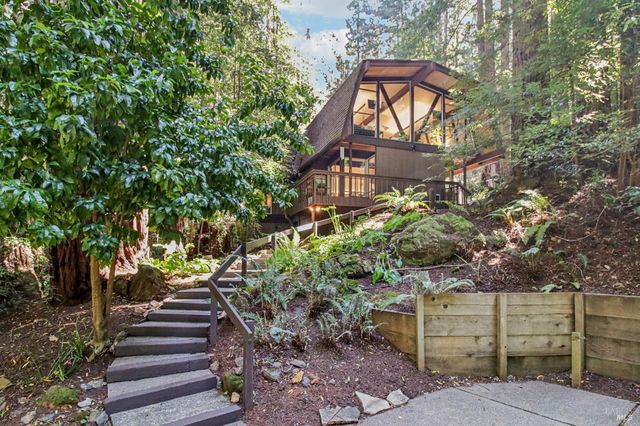 391 San Geronimo Valley Dr, San Geronimo, CA 94963