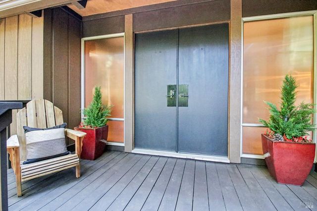 391 San Geronimo Valley Dr, San Geronimo, CA 94963