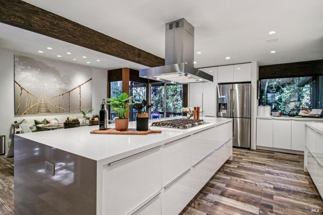 391 San Geronimo Valley Dr, San Geronimo, CA 94963