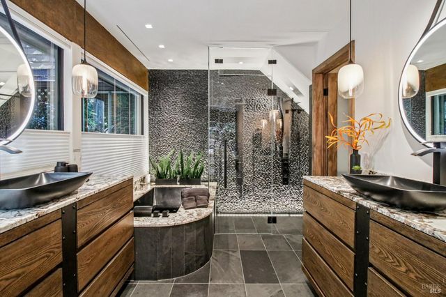 391 San Geronimo Valley Dr, San Geronimo, CA 94963