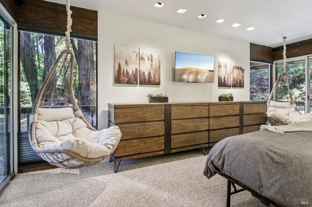 391 San Geronimo Valley Dr, San Geronimo, CA 94963