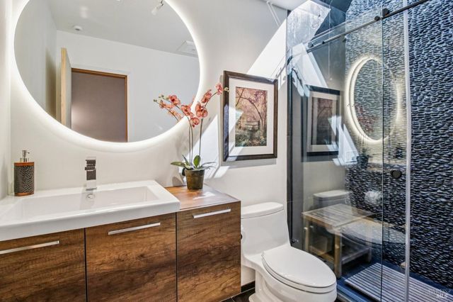 391 San Geronimo Valley Dr, San Geronimo, CA 94963