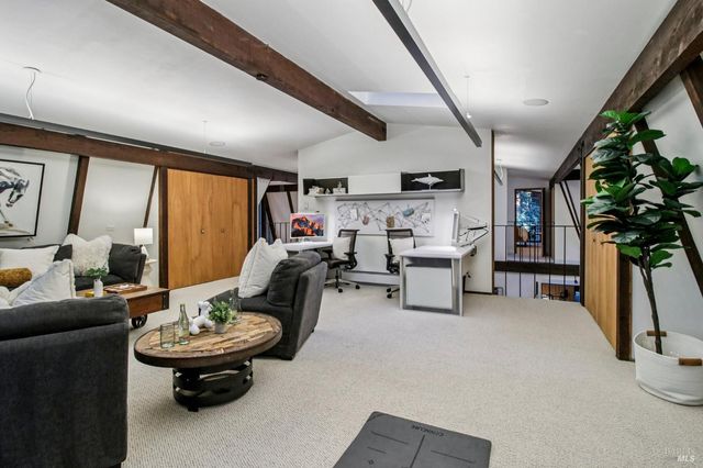 391 San Geronimo Valley Dr, San Geronimo, CA 94963