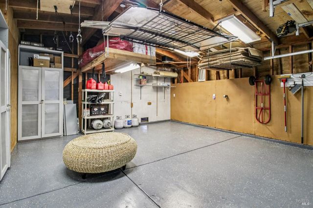 391 San Geronimo Valley Dr, San Geronimo, CA 94963