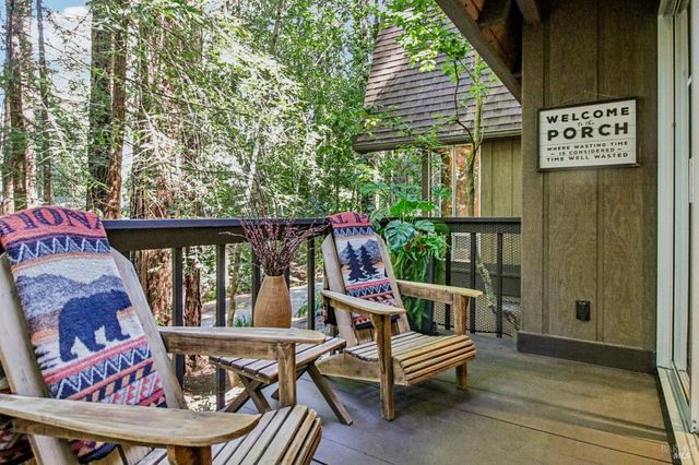 391 San Geronimo Valley Dr, San Geronimo, CA 94963