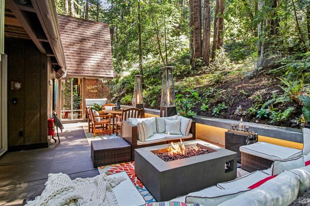 391 San Geronimo Valley Dr, San Geronimo, CA 94963