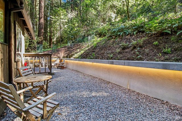 391 San Geronimo Valley Dr, San Geronimo, CA 94963