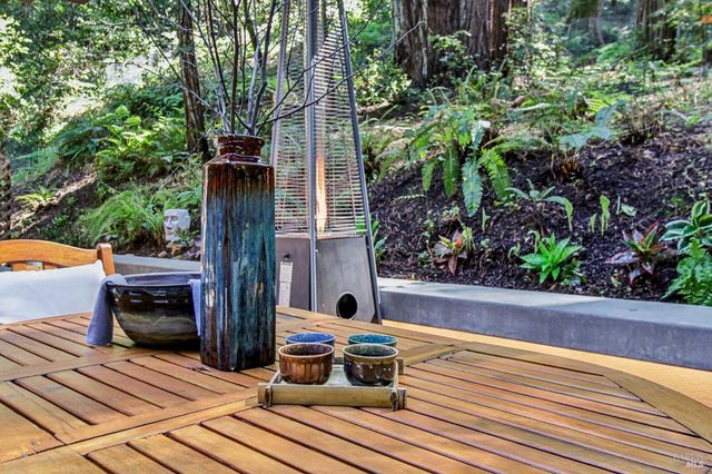 391 San Geronimo Valley Dr, San Geronimo, CA 94963