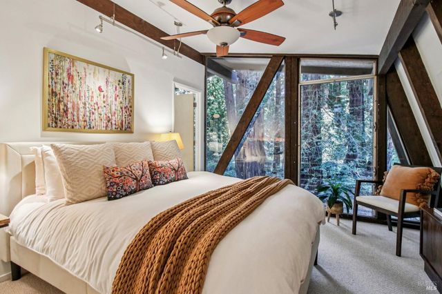 391 San Geronimo Valley Dr, San Geronimo, CA 94963