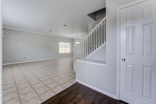 12415 Silversmine Drive, Houston, TX 77014