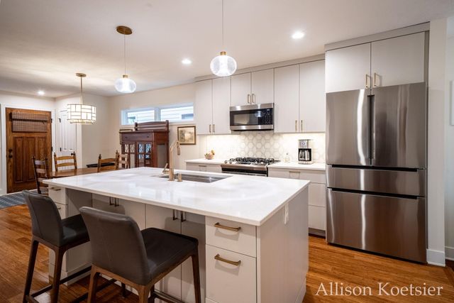918 Blodgett Street SE, Grand Rapids, MI 49506