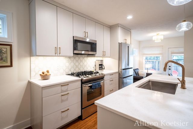 918 Blodgett Street SE, Grand Rapids, MI 49506
