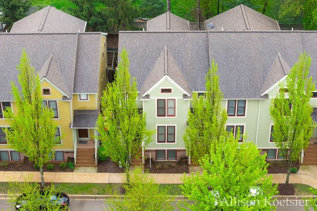 918 Blodgett Street SE, Grand Rapids, MI 49506