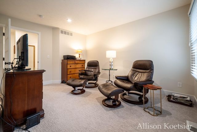 918 Blodgett Street SE, Grand Rapids, MI 49506