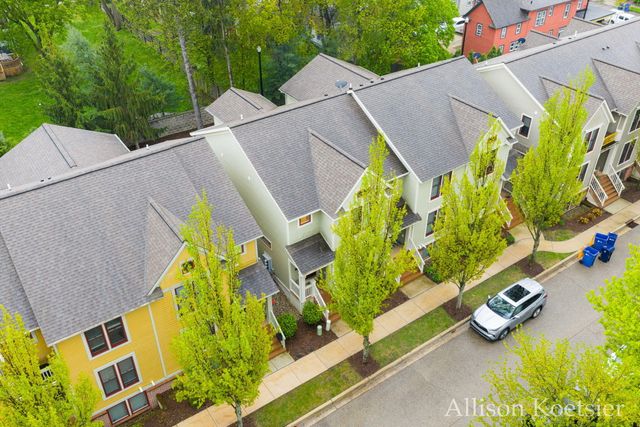 918 Blodgett Street SE, Grand Rapids, MI 49506