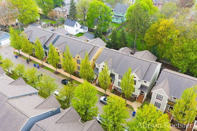 918 Blodgett Street SE, Grand Rapids, MI 49506
