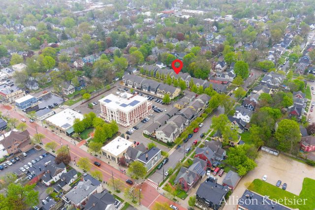 918 Blodgett Street SE, Grand Rapids, MI 49506