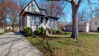 1035 West Main Street, Mascoutah, IL 62258
