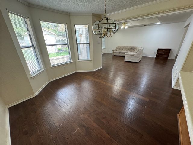 7904 N Buttercup Circle N, Fort Worth, TX 76123
