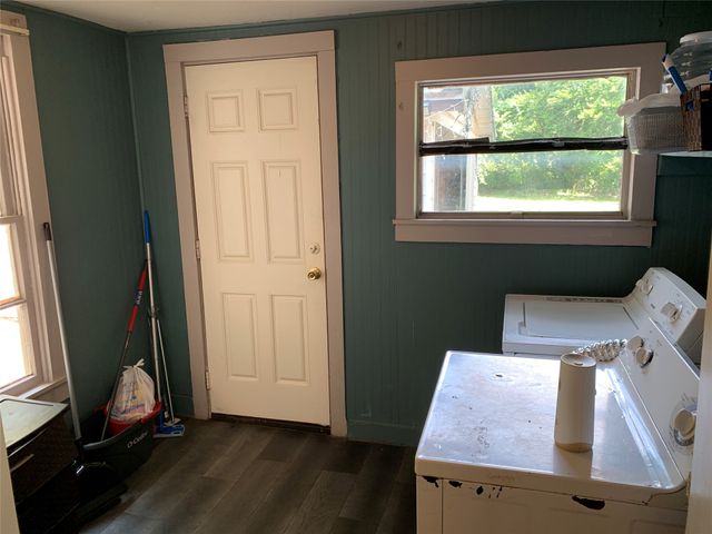 306 W Scott Street, Athens, TX 75751