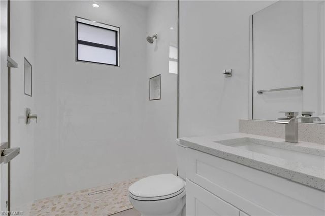 1412 NE 2nd PL, Cape Coral, FL 33909