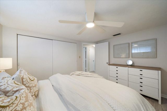 2650 LEAFY LANE, Sarasota, FL 34239