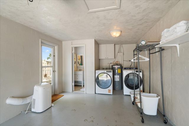 2650 LEAFY LANE, Sarasota, FL 34239