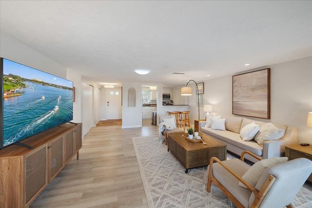 2650 LEAFY LANE, Sarasota, FL 34239