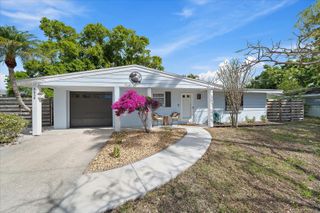 2650 LEAFY LANE, Sarasota, FL 34239