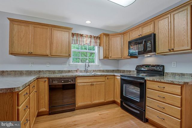 8067 CLARK STATION RD, Severn, MD 21144