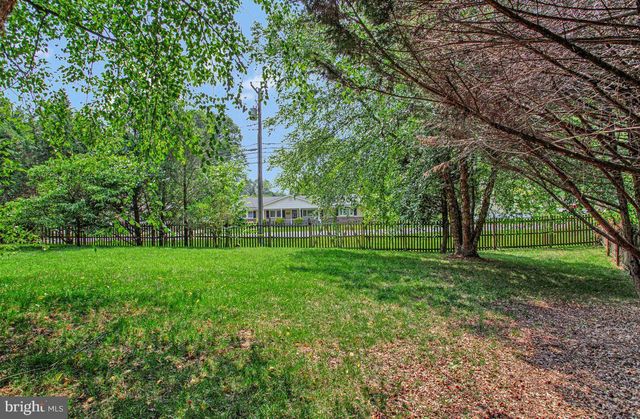 8067 CLARK STATION RD, Severn, MD 21144