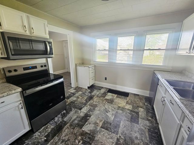 2309 S Grant Street, Muncie, IN 47304