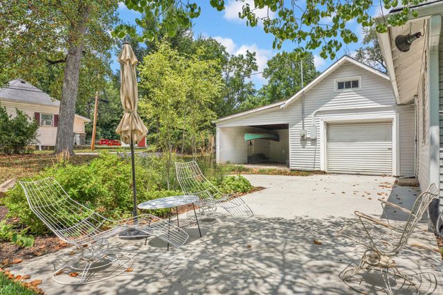 1101 N Woodburn Avenue, Bloomington, IN 47404