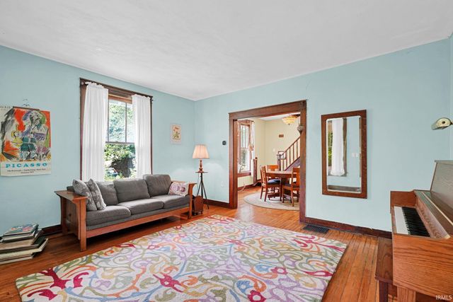 1101 N Woodburn Avenue, Bloomington, IN 47404