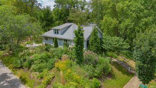 1101 N Woodburn Avenue, Bloomington, IN 47404