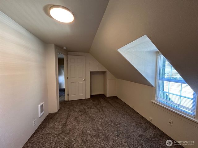 504 COWLITZ WAY Street, Kelso, WA 98626