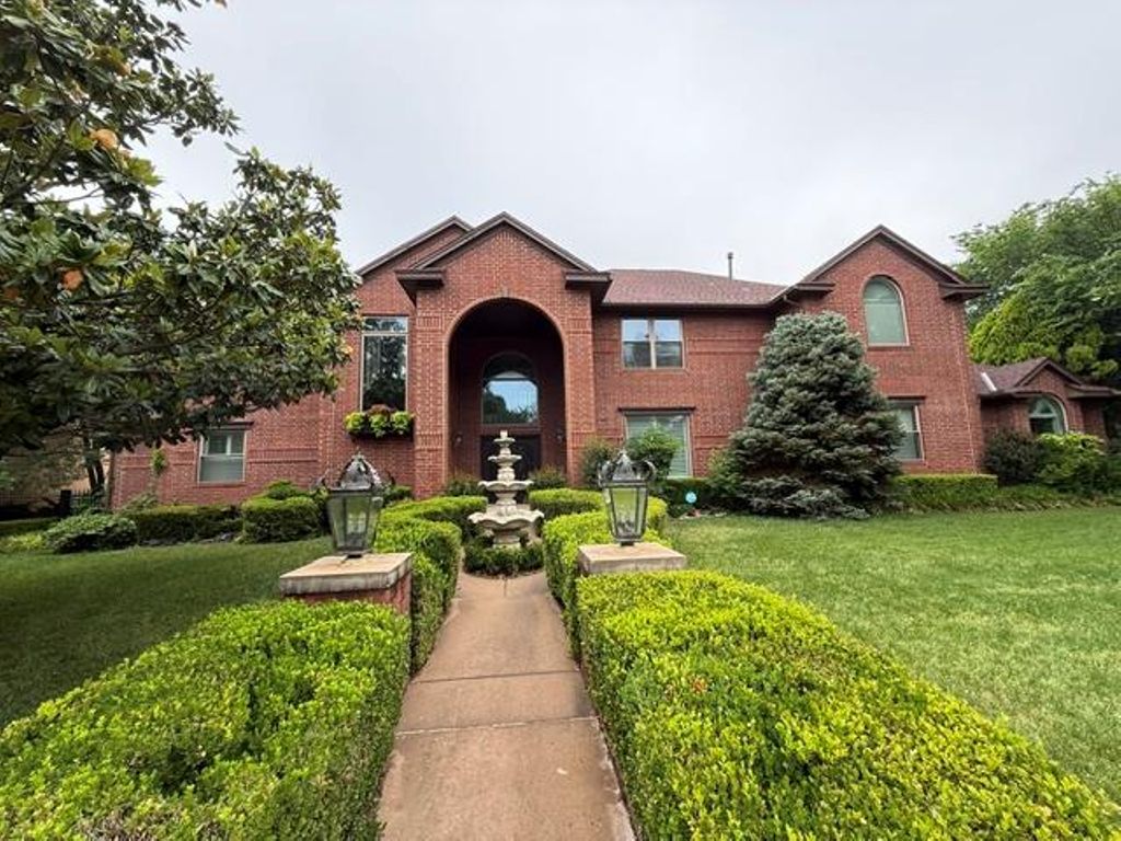 533 Hollowdale, Edmond, OK 73003